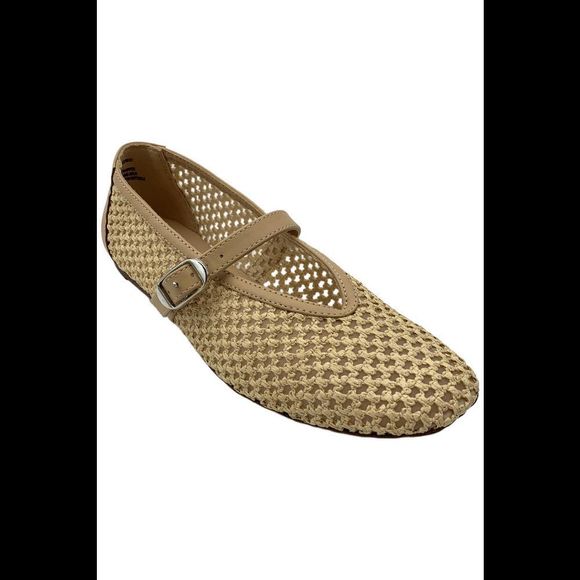Steve Madden Women's Luxxy Mary Jane Flat Natural - Medium - Picture 1 of 3
